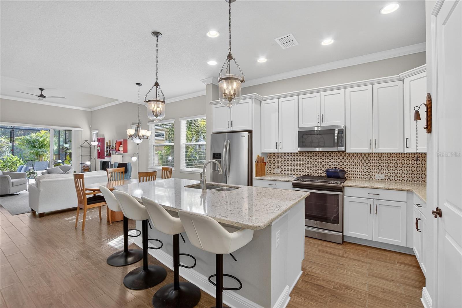 Image 5 of 41 For 6020 Plover Meadow Street