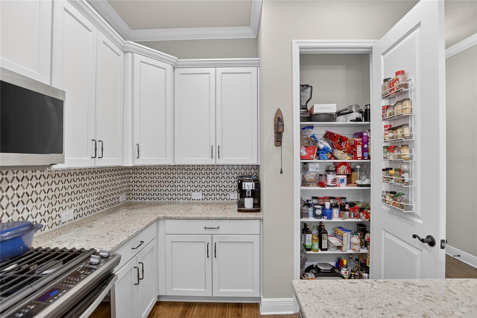 Image 6 of 41 For 6020 Plover Meadow Street