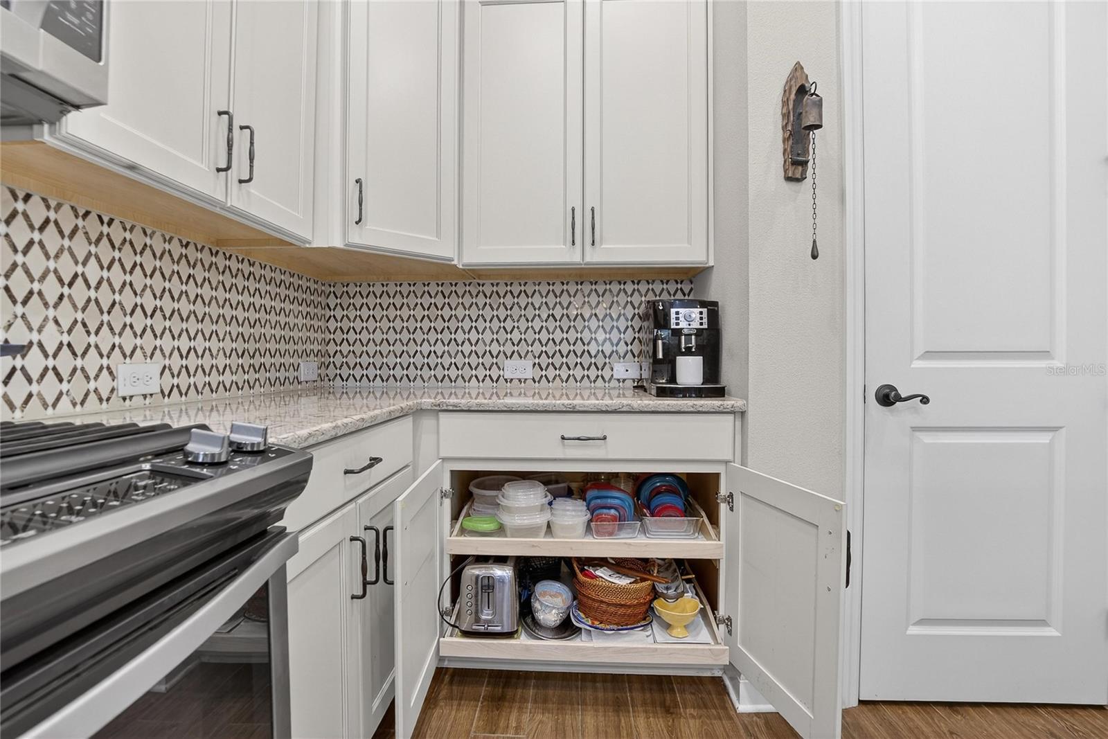 Image 8 of 41 For 6020 Plover Meadow Street