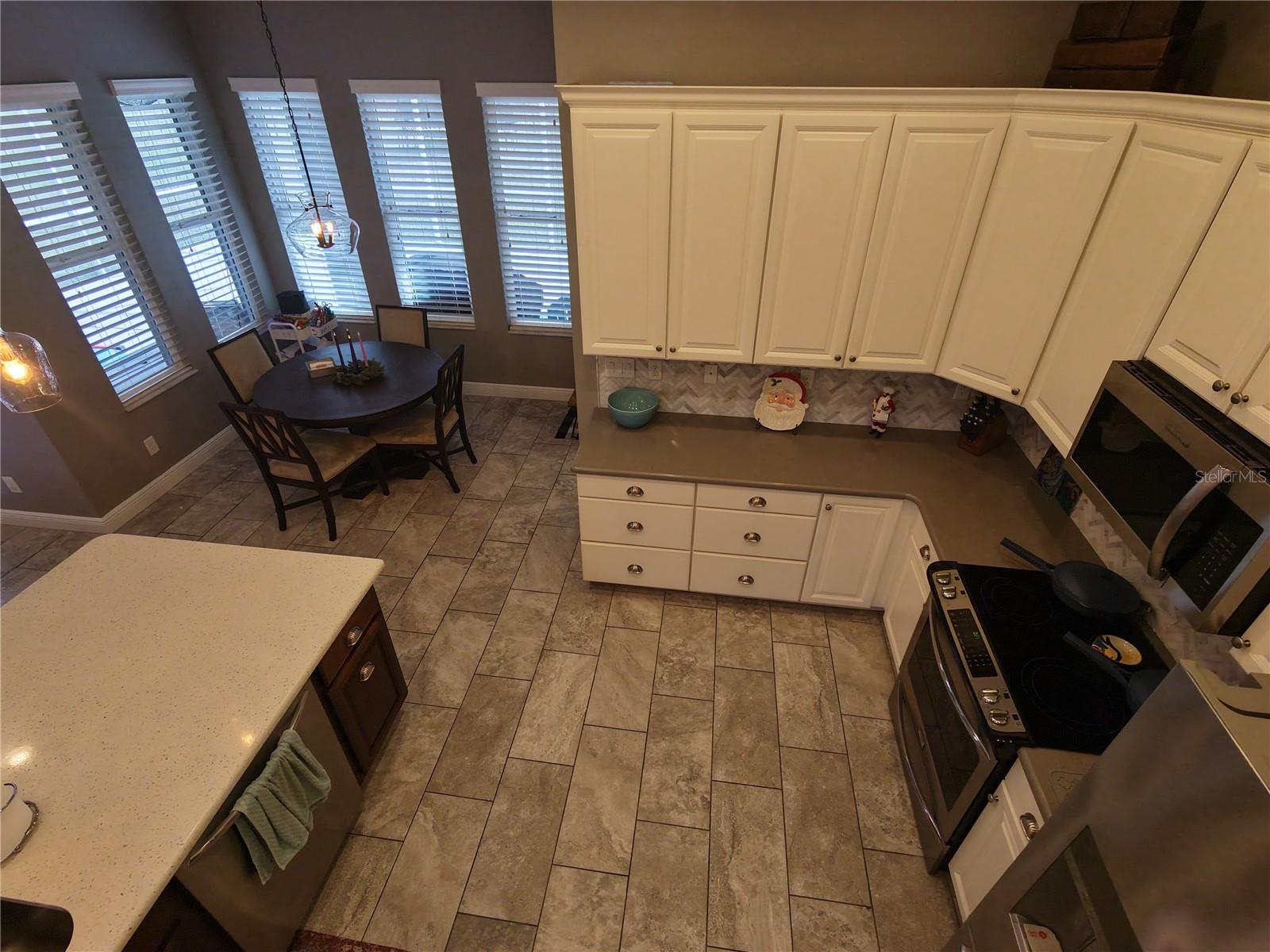 Image 11 of 42 For 6618 Emma Jane Lane