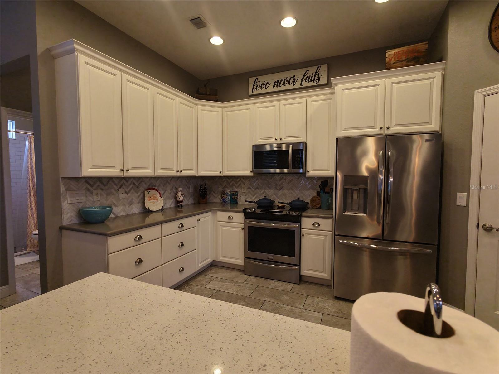 Image 16 of 42 For 6618 Emma Jane Lane