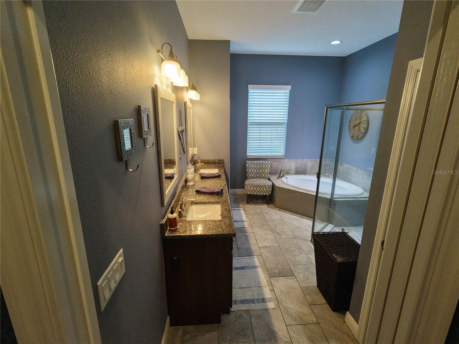 Image 23 of 42 For 6618 Emma Jane Lane