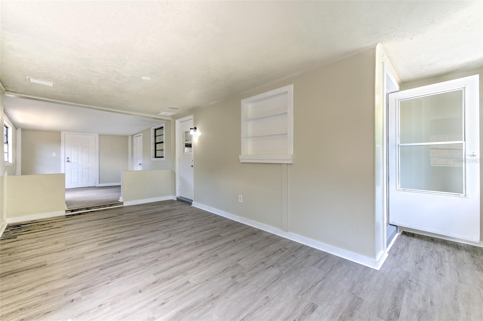 Image 22 of 30 For 475 Ethelene Street