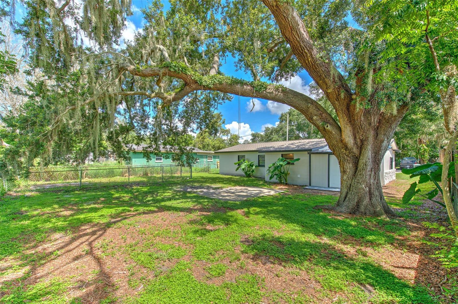 Image 27 of 30 For 475 Ethelene Street