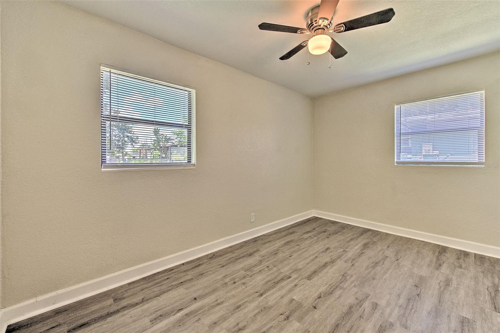 Image 5 of 30 For 475 Ethelene Street