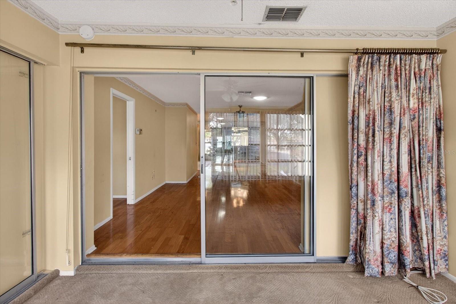 Image 31 of 65 For 2211 Lark Circle W D