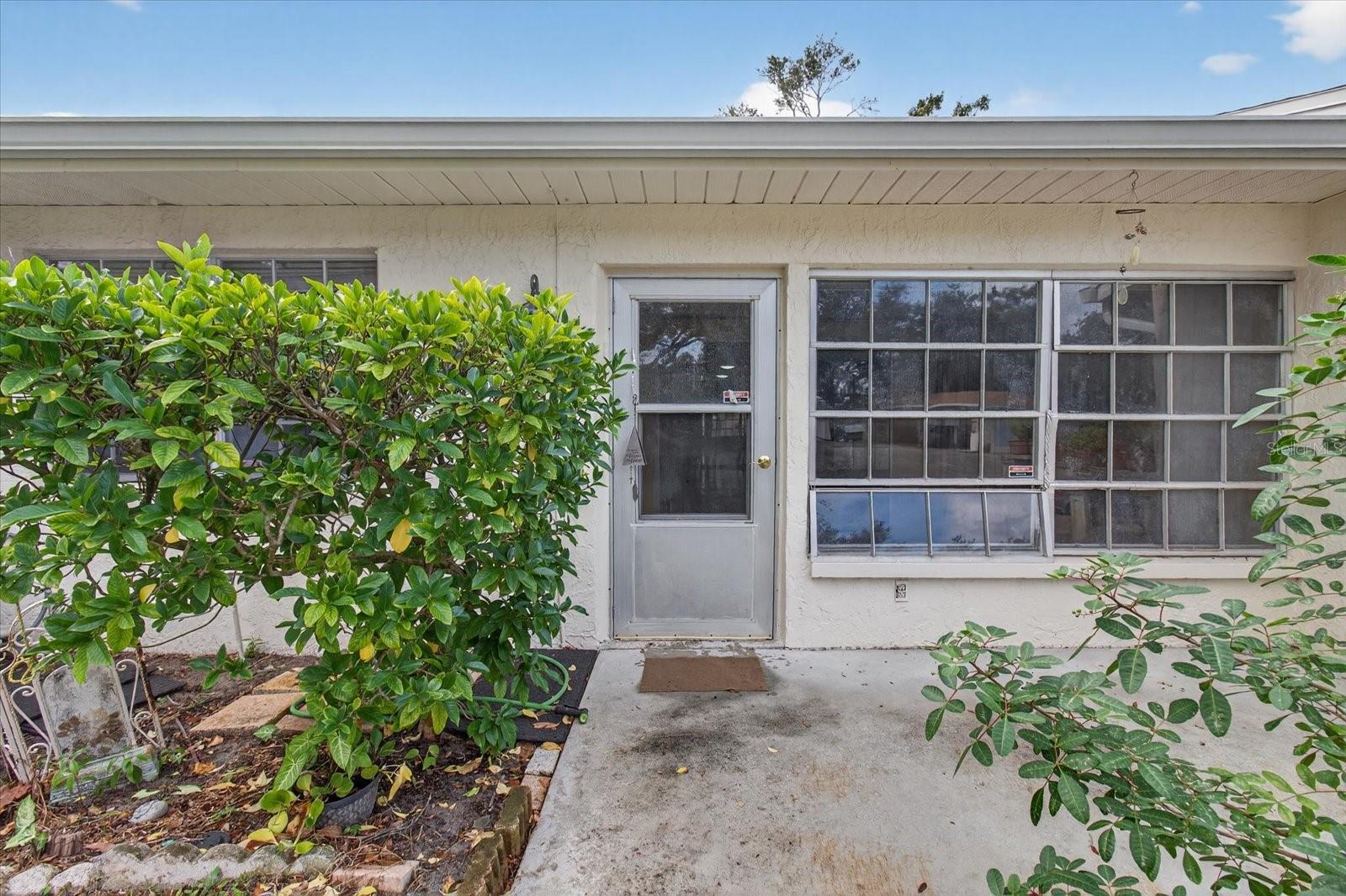 Image 34 of 65 For 2211 Lark Circle W D