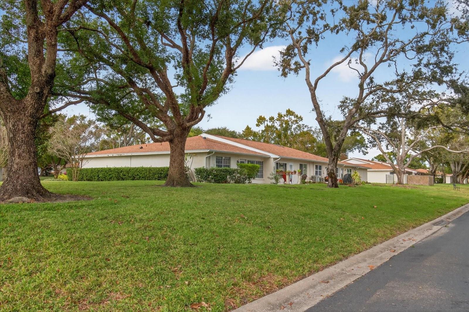 Image 42 of 65 For 2211 Lark Circle W D