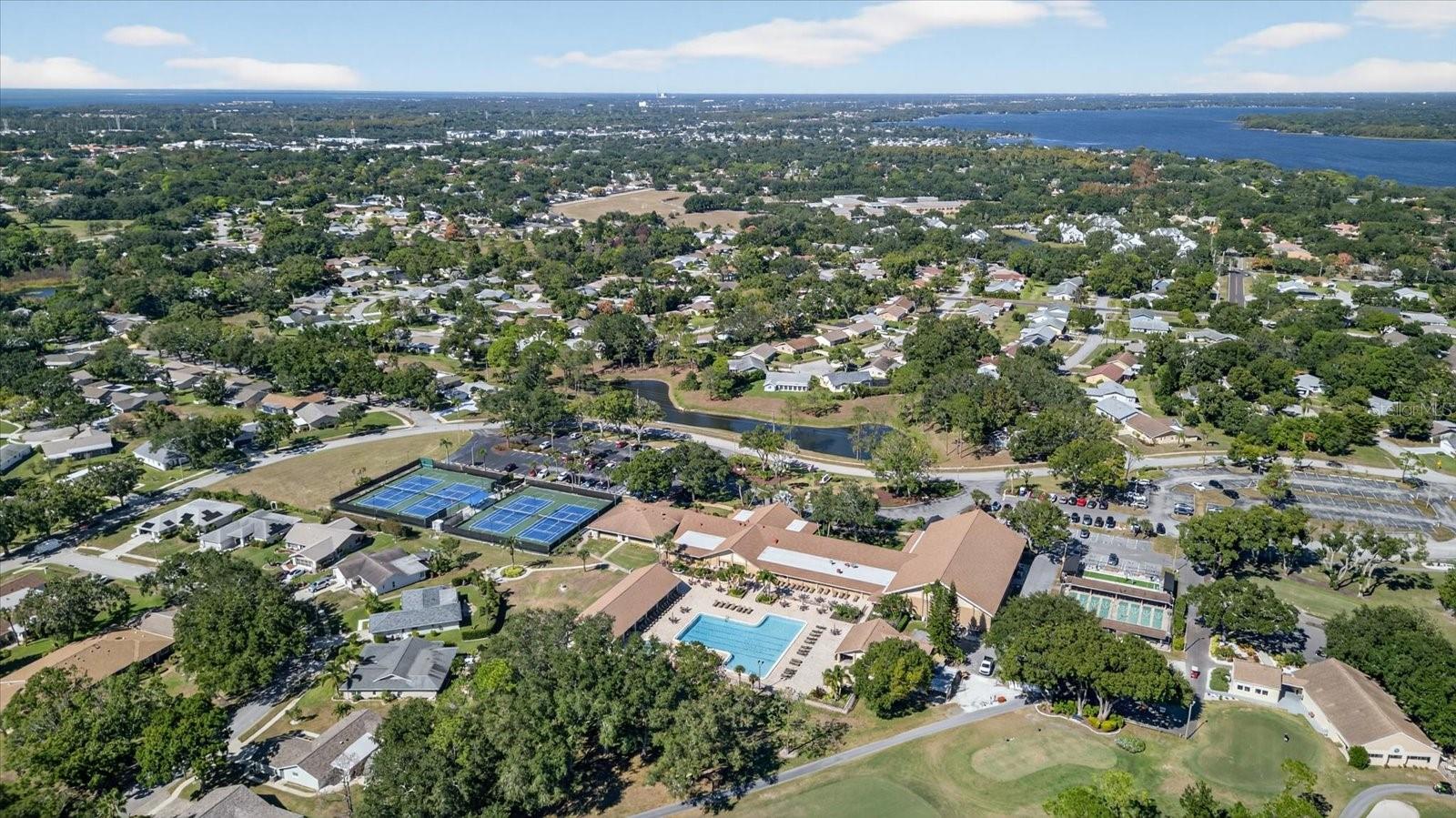 Image 51 of 65 For 2211 Lark Circle W D