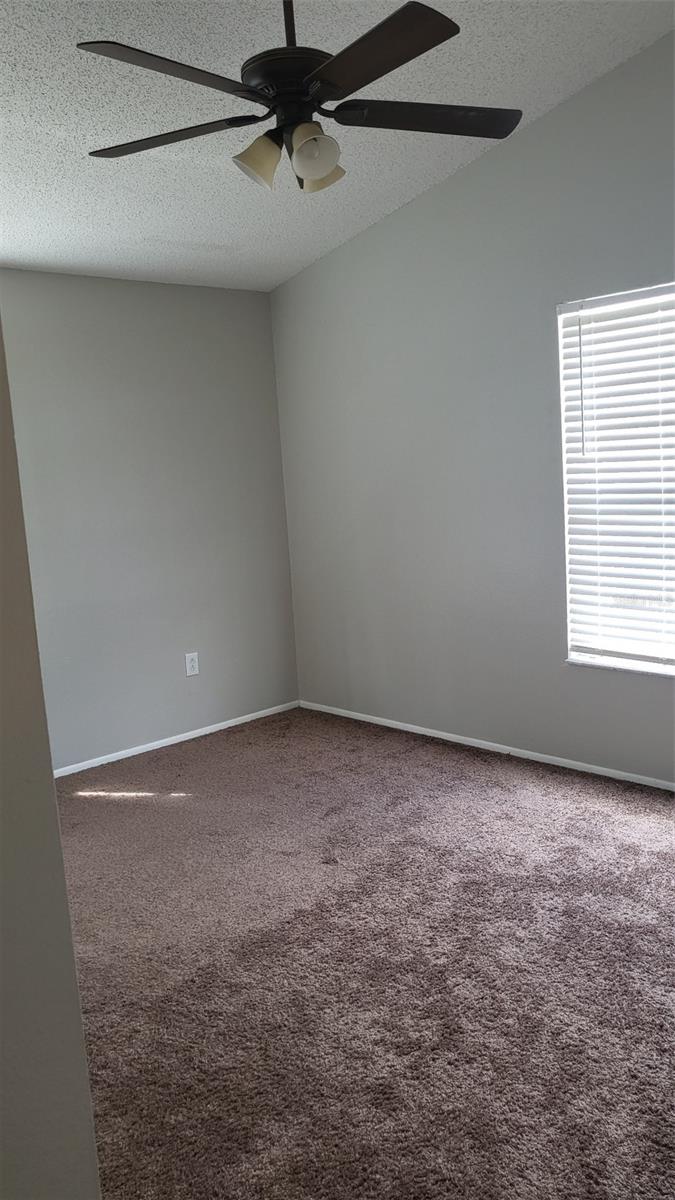 Image 13 of 15 For 721 Kensington Lake Circle