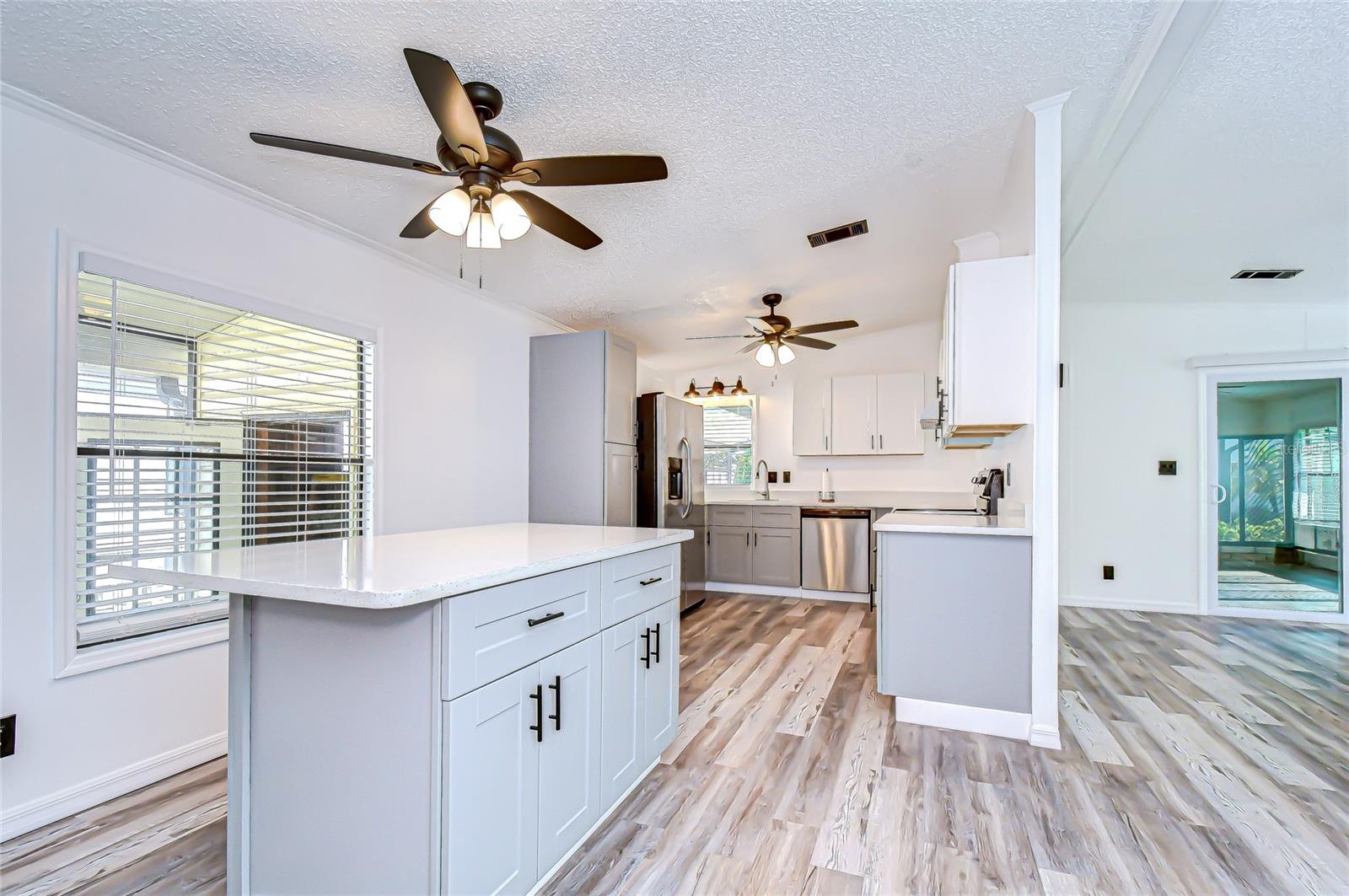 Image 10 of 37 For 3111 Hickory Drive