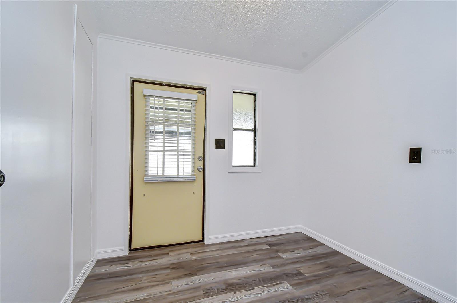 Image 19 of 37 For 3111 Hickory Drive