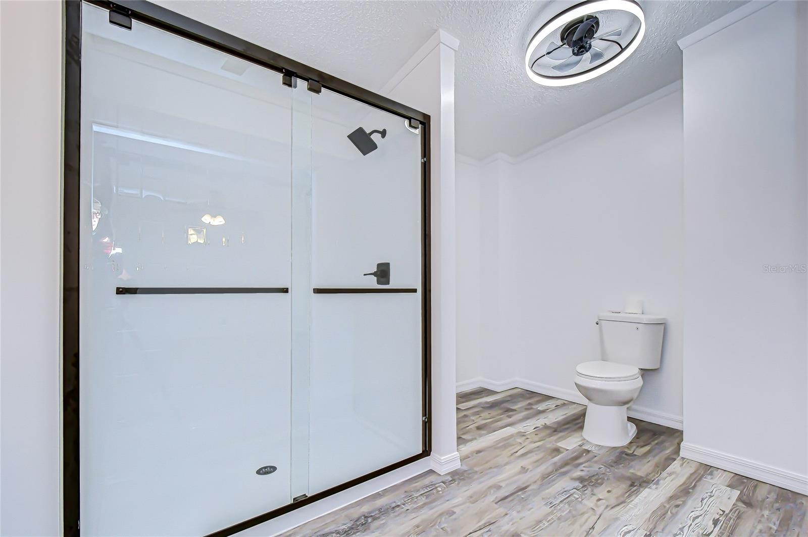 Image 28 of 37 For 3111 Hickory Drive