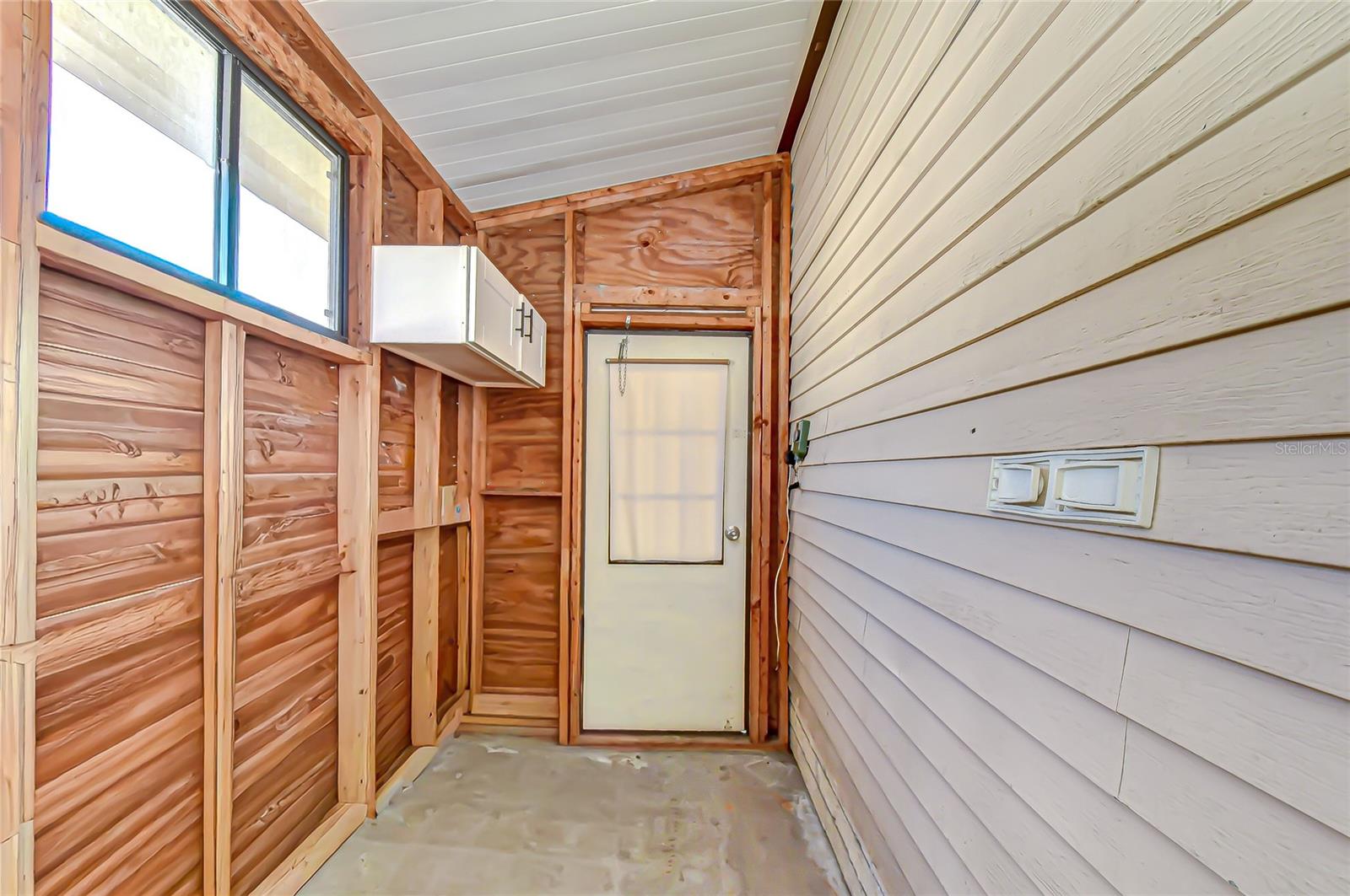 Image 31 of 37 For 3111 Hickory Drive