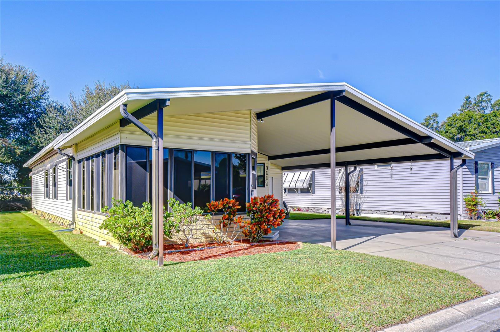 Image 4 of 37 For 3111 Hickory Drive