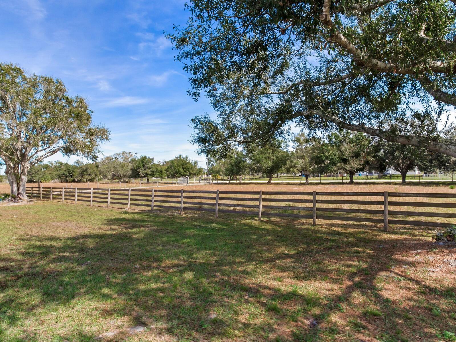 Image 27 of 29 For 15907 Carlton Lake Road