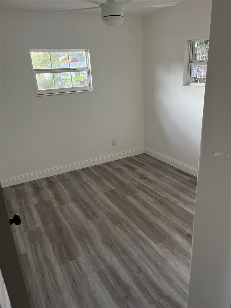 Image 10 of 18 For 1006 Kenmore Drive