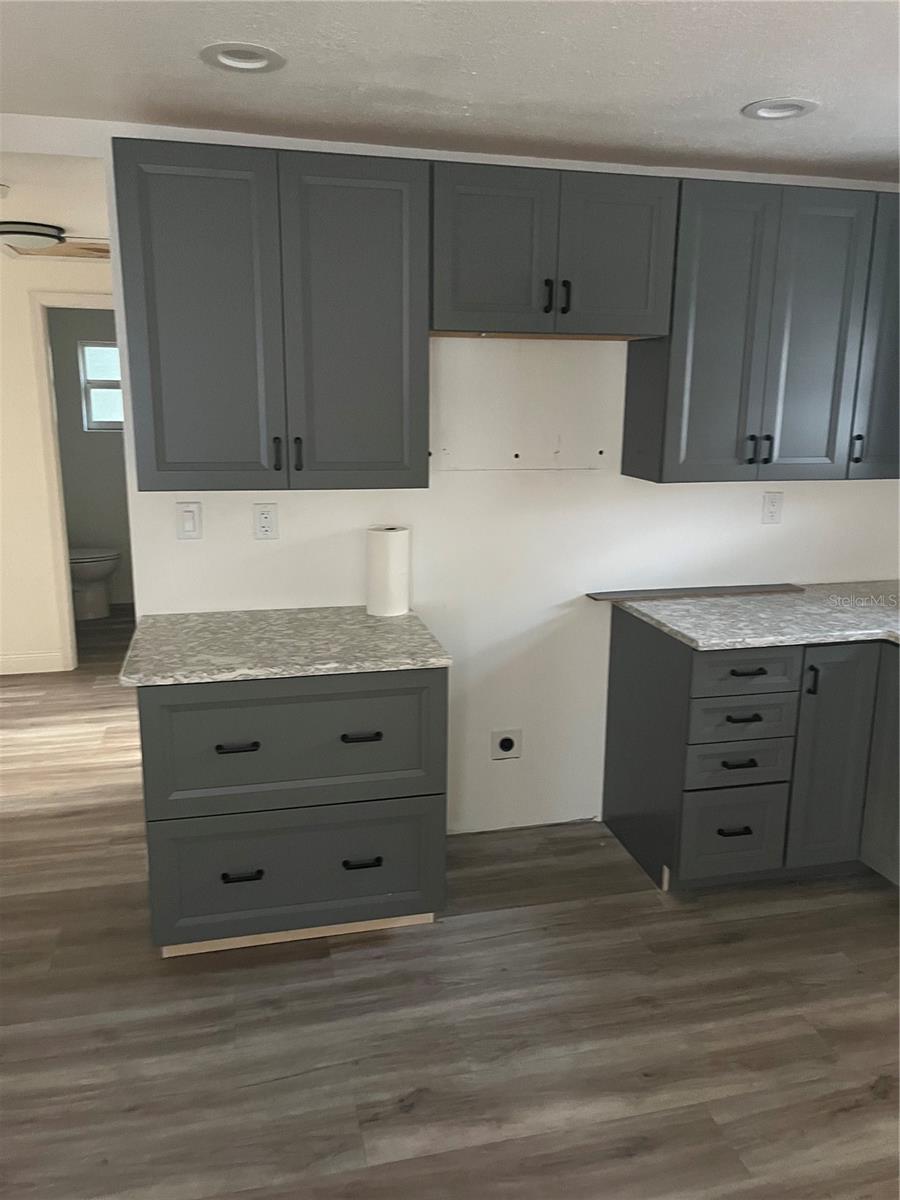 Image 6 of 18 For 1006 Kenmore Drive