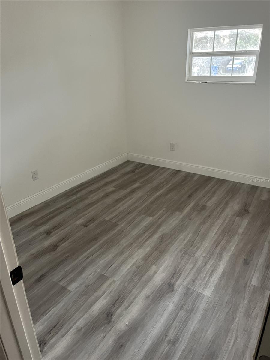 Image 9 of 18 For 1006 Kenmore Drive