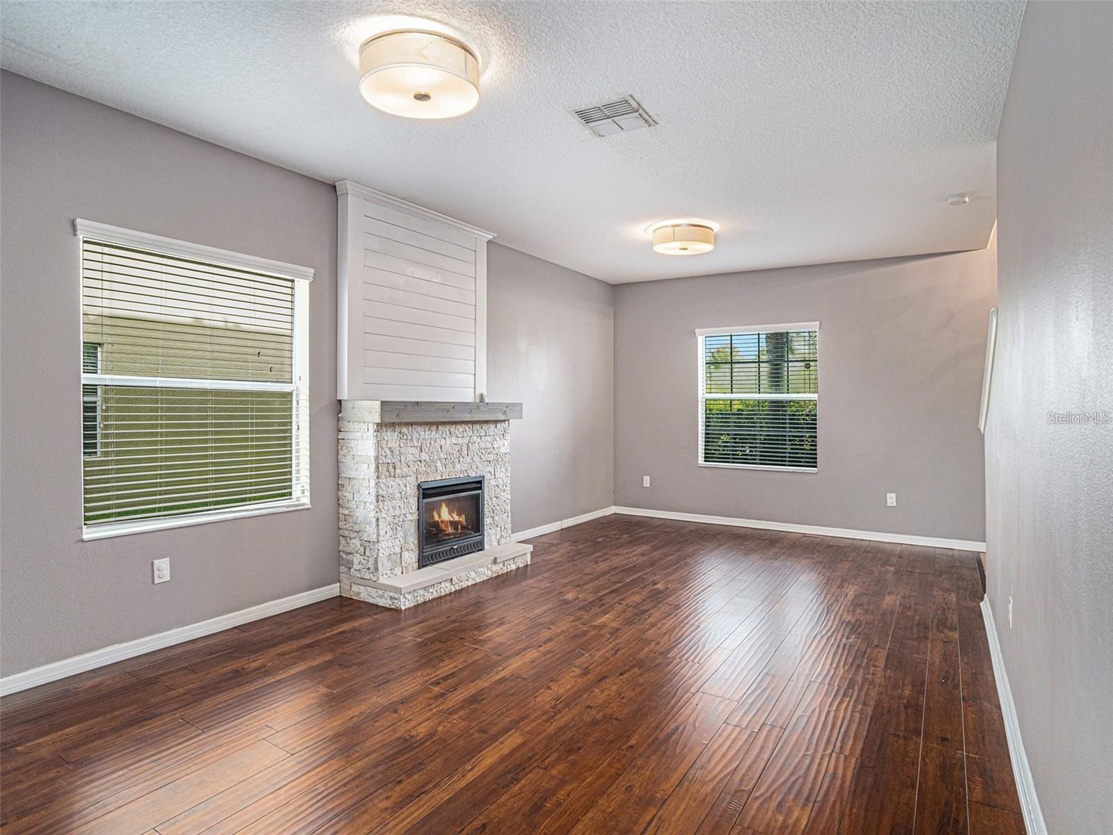 Image 3 of 27 For 2411 Birds Eye Court