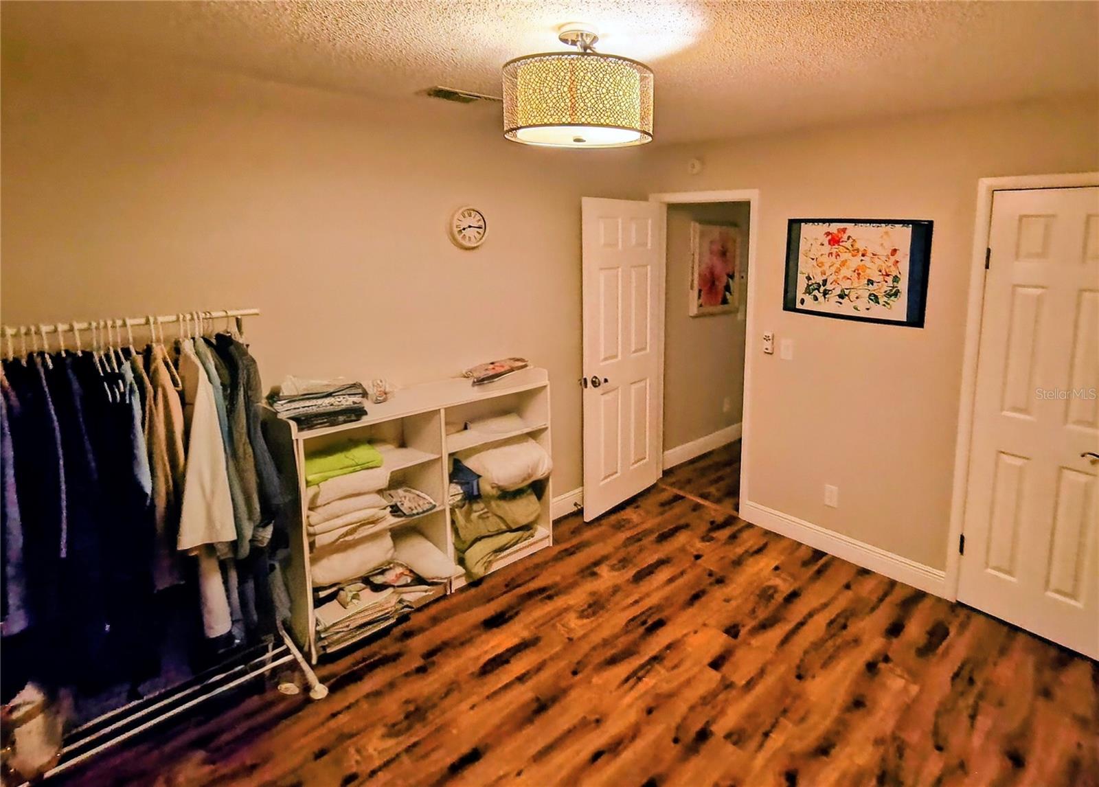 Image 3 of 6 For 5112 Letitia Court