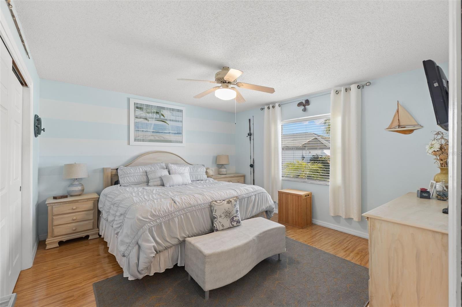 Image 12 of 27 For 8804 Napa Loop