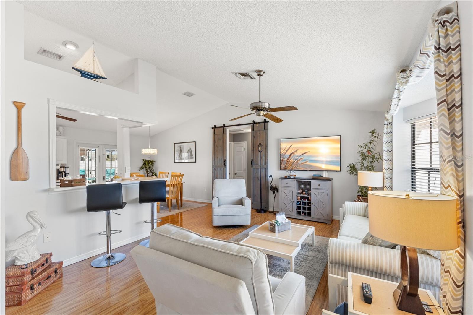 Image 6 of 27 For 8804 Napa Loop