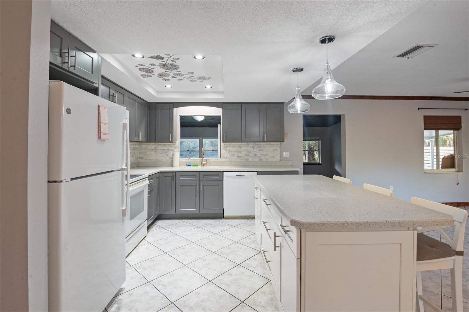 Listing photo id 11 for 10620 Fawn Drive