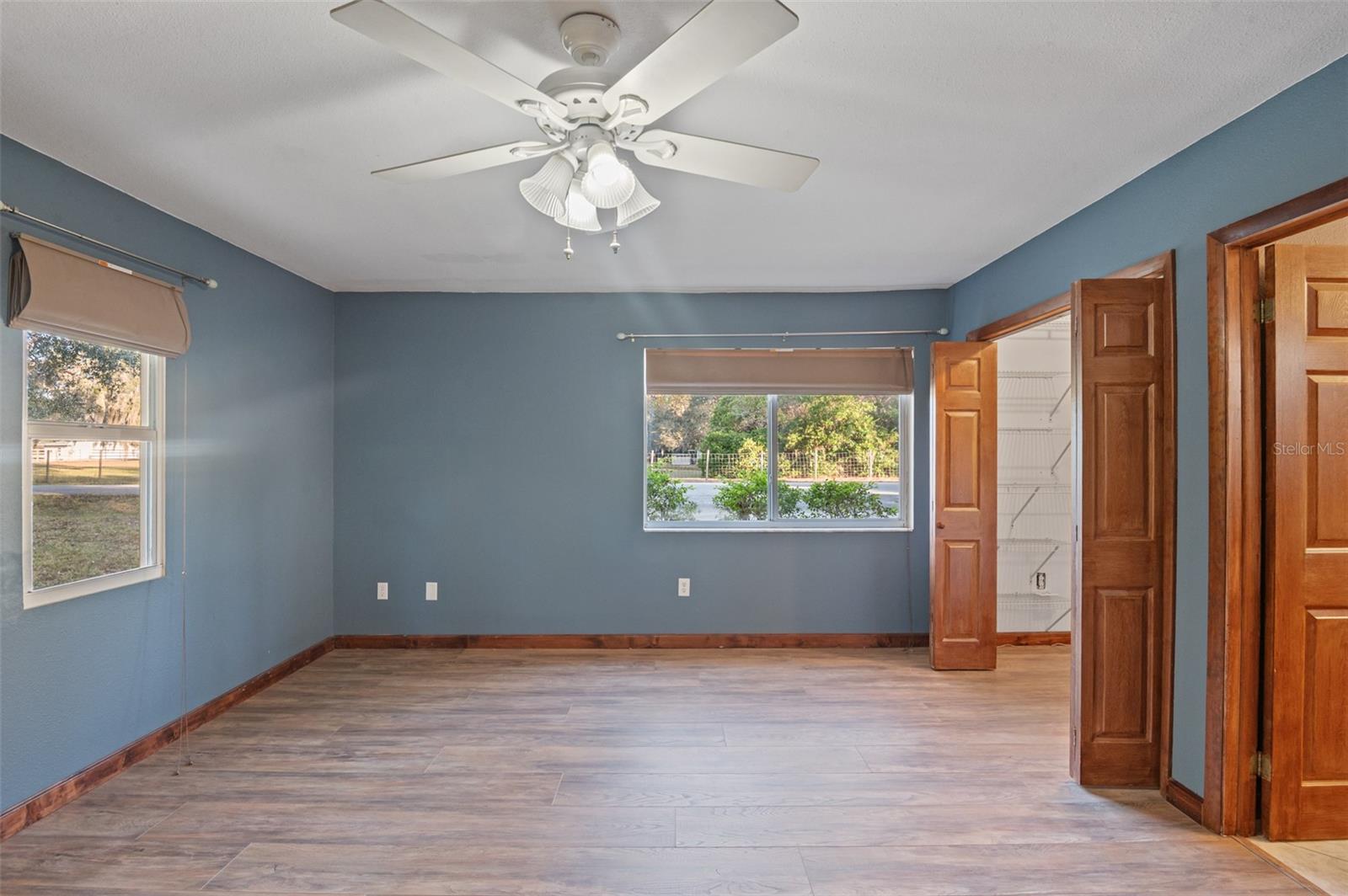 Listing photo id 16 for 10620 Fawn Drive