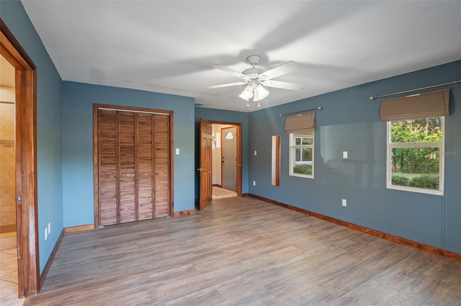 Listing photo id 17 for 10620 Fawn Drive