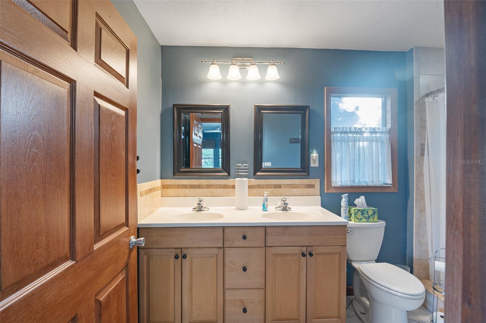 Listing photo id 18 for 10620 Fawn Drive