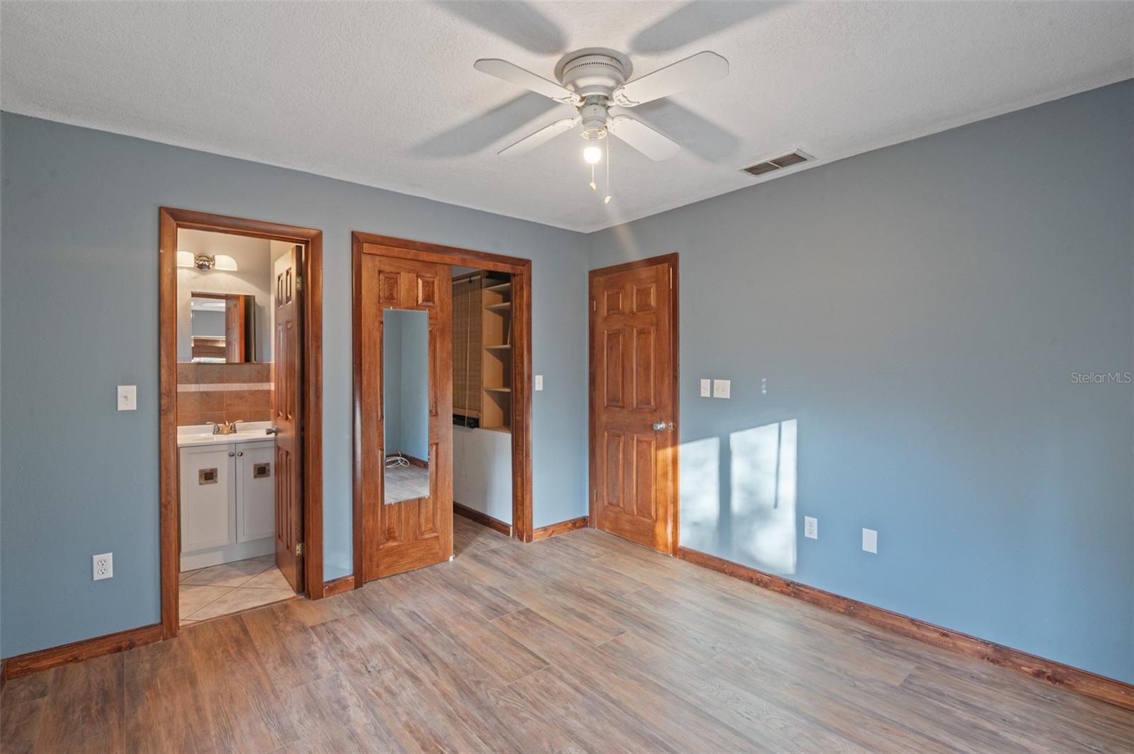 Listing photo id 23 for 10620 Fawn Drive
