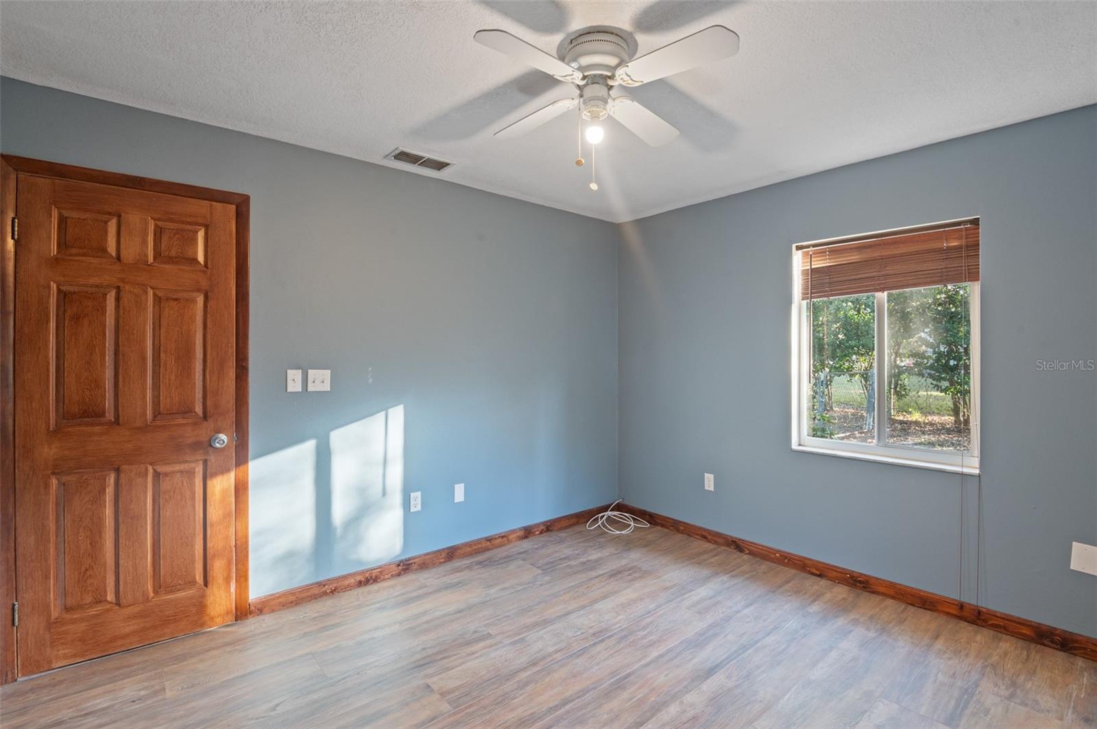 Listing photo id 24 for 10620 Fawn Drive