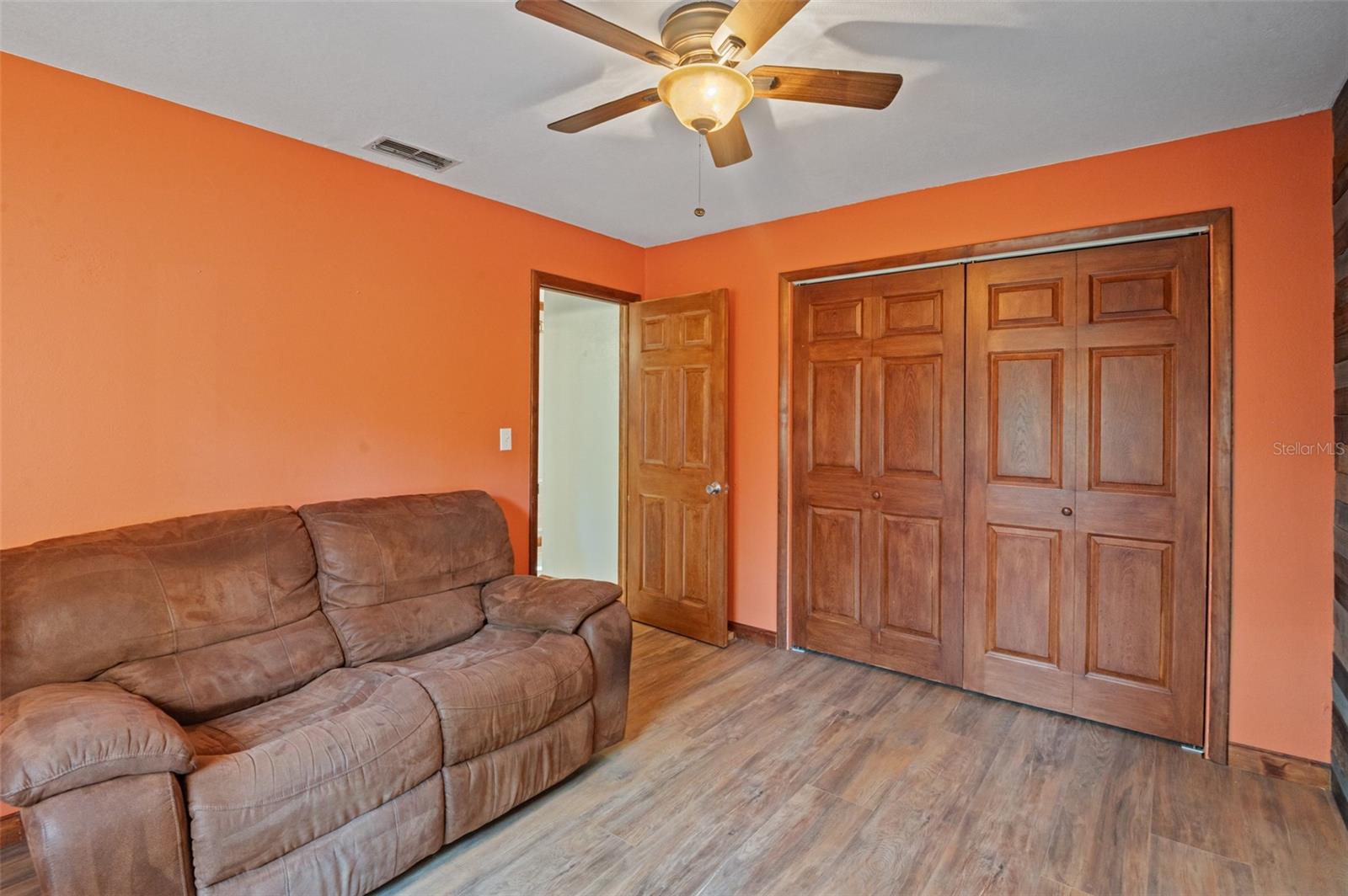 Listing photo id 29 for 10620 Fawn Drive