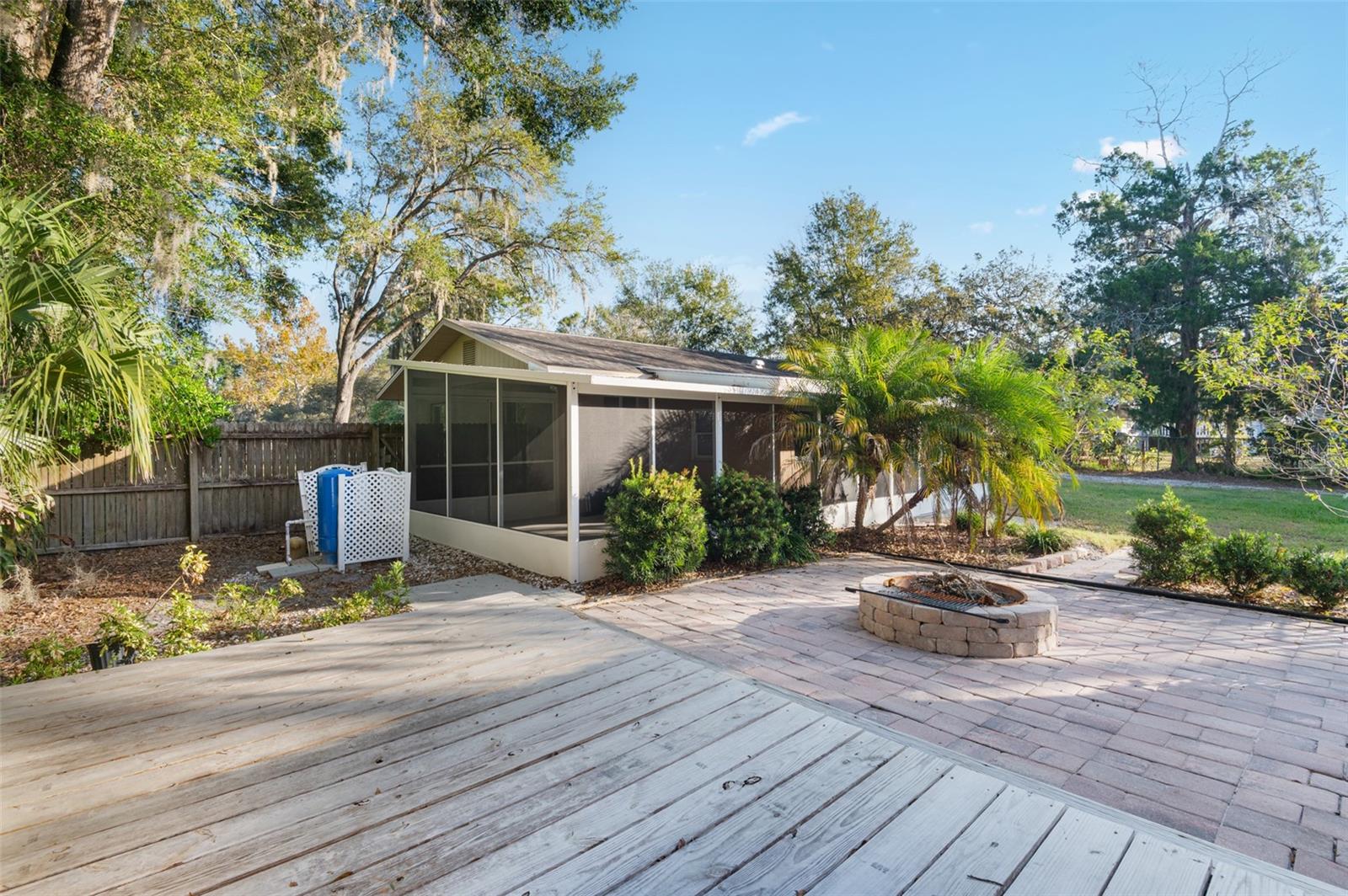 Listing photo id 34 for 10620 Fawn Drive