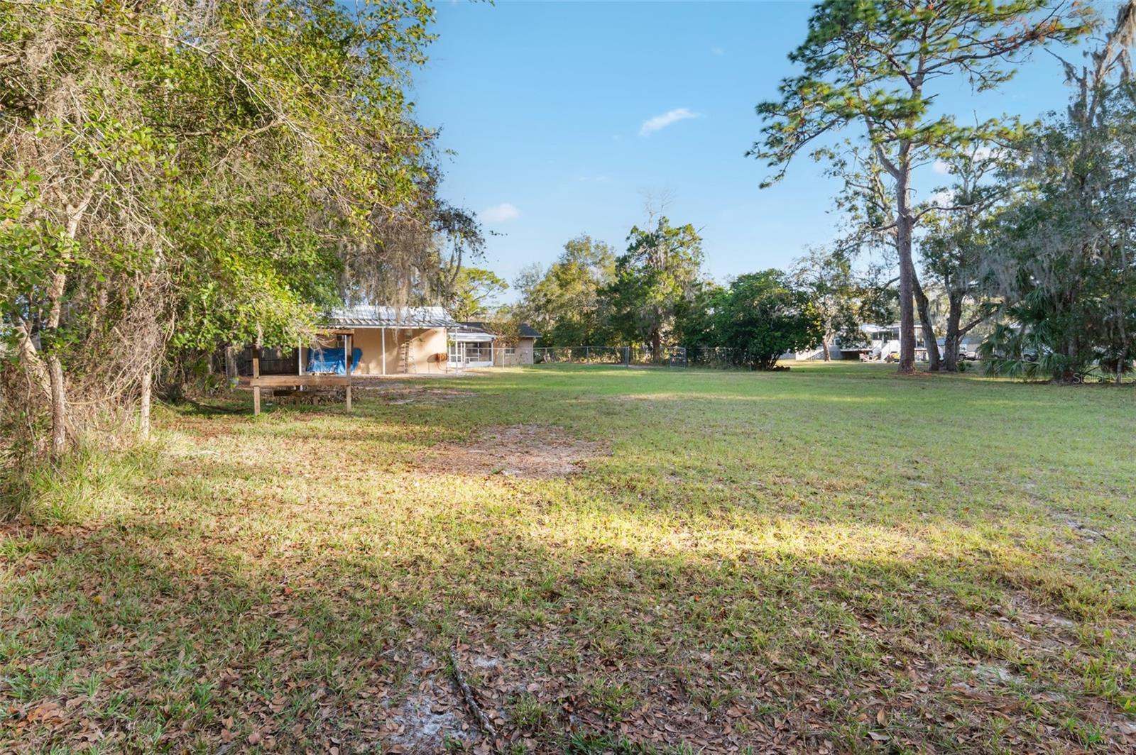 Listing photo id 42 for 10620 Fawn Drive