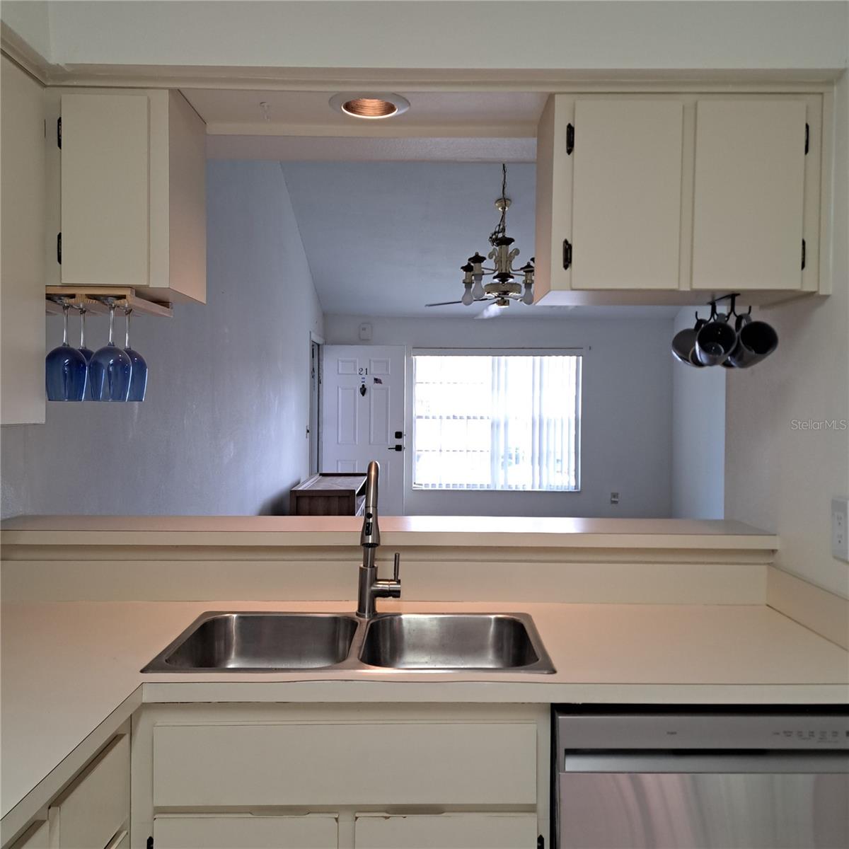 Image 11 of 34 For 4739 Myrtle Oak Drive 21