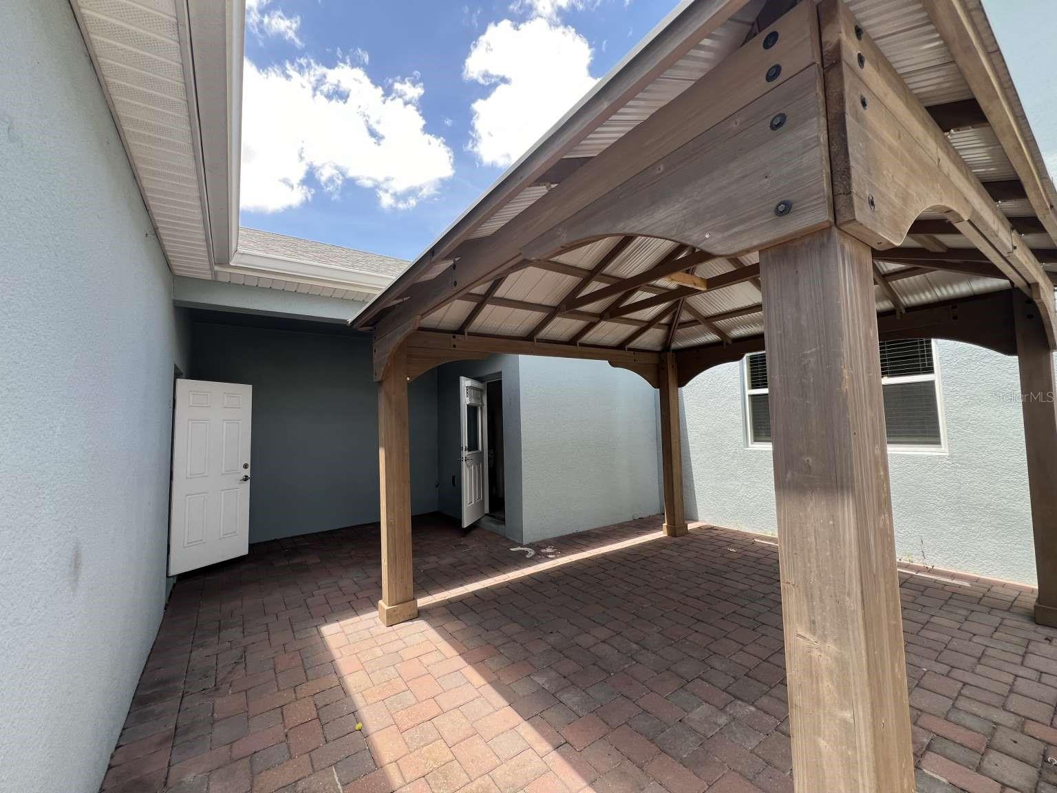 Image 10 of 16 For 12140 Sonnet Avenue