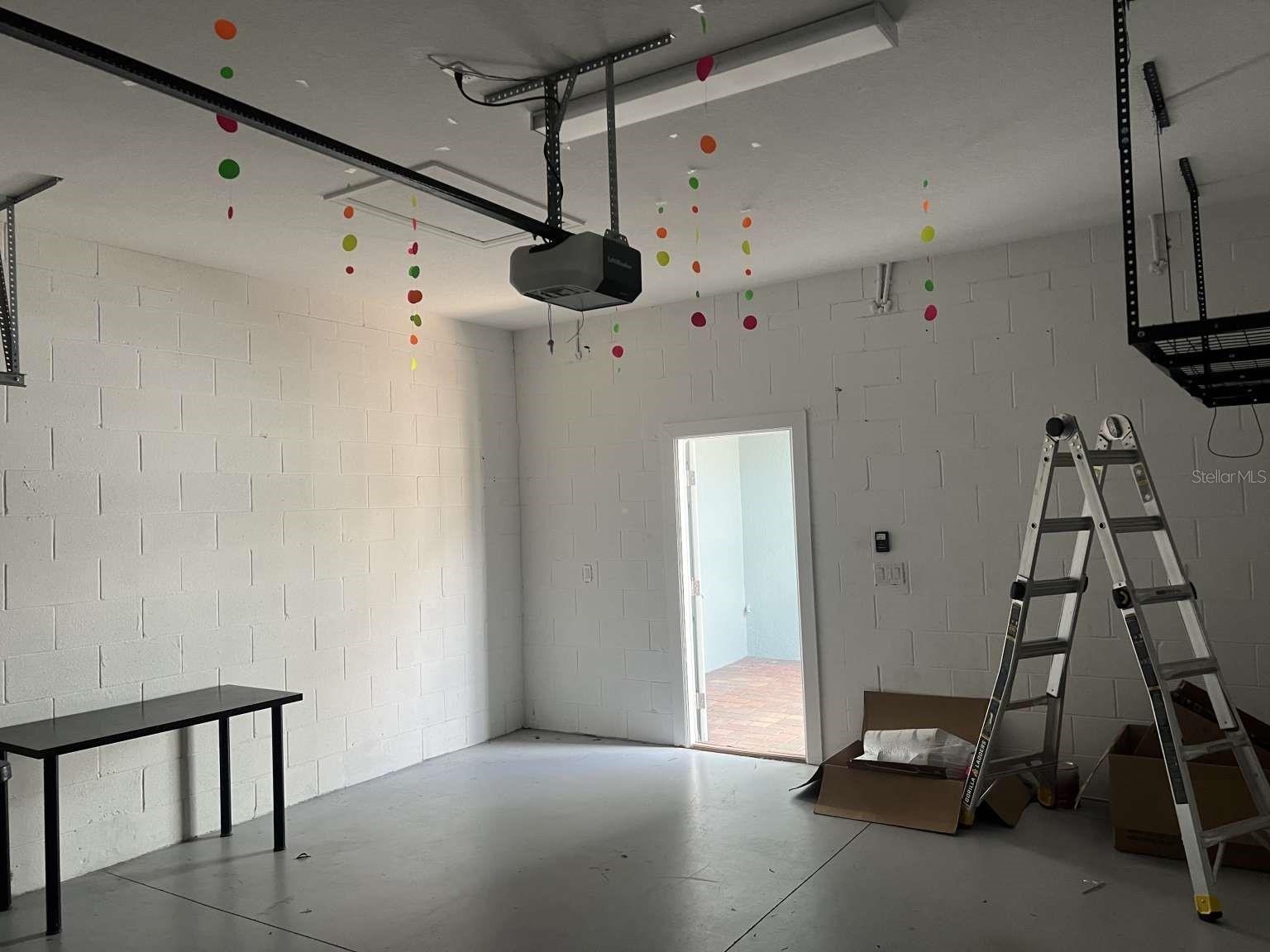 Image 8 of 16 For 12140 Sonnet Avenue