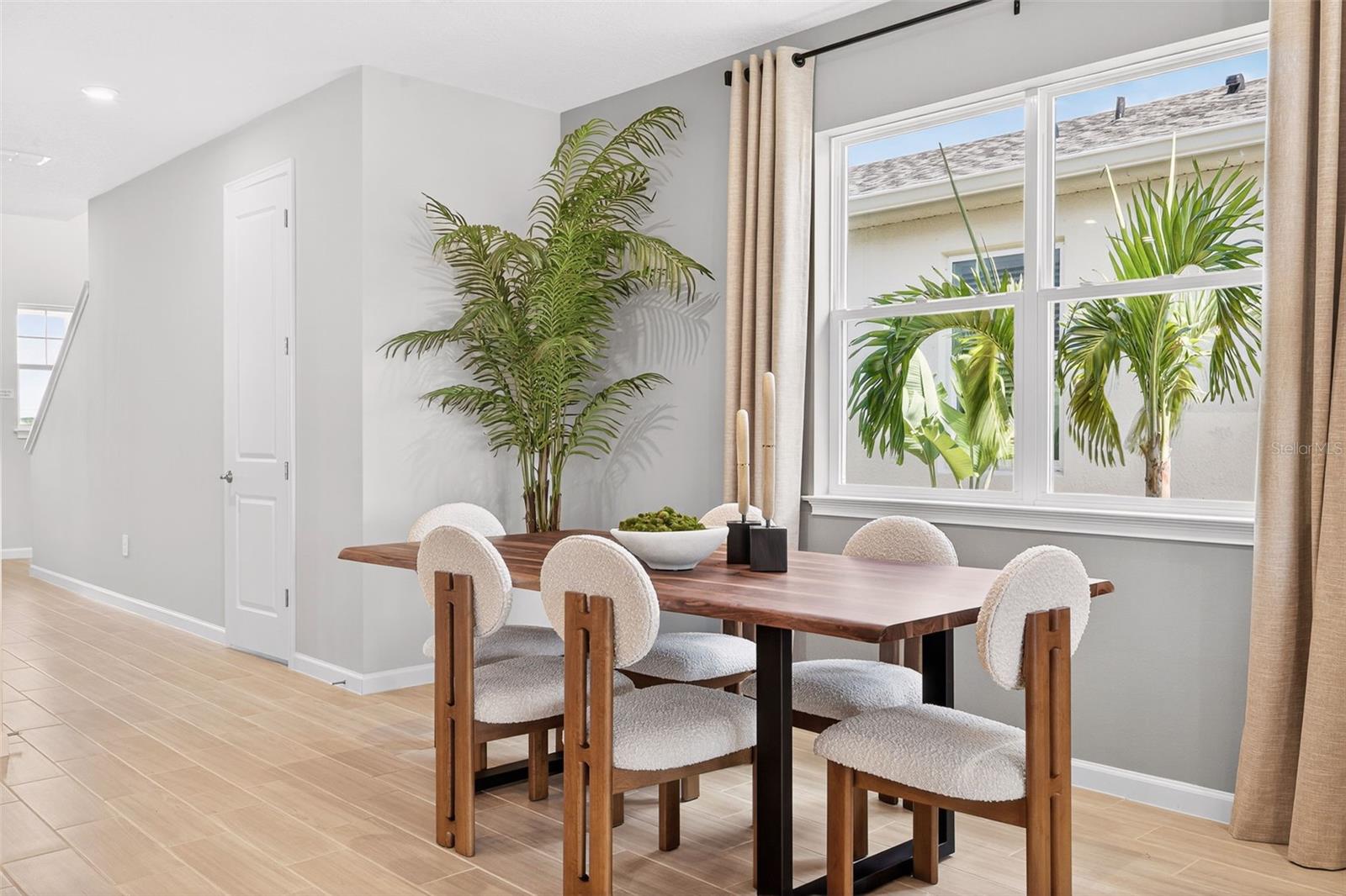 Image 9 of 25 For 1804 Soaring Vida Street