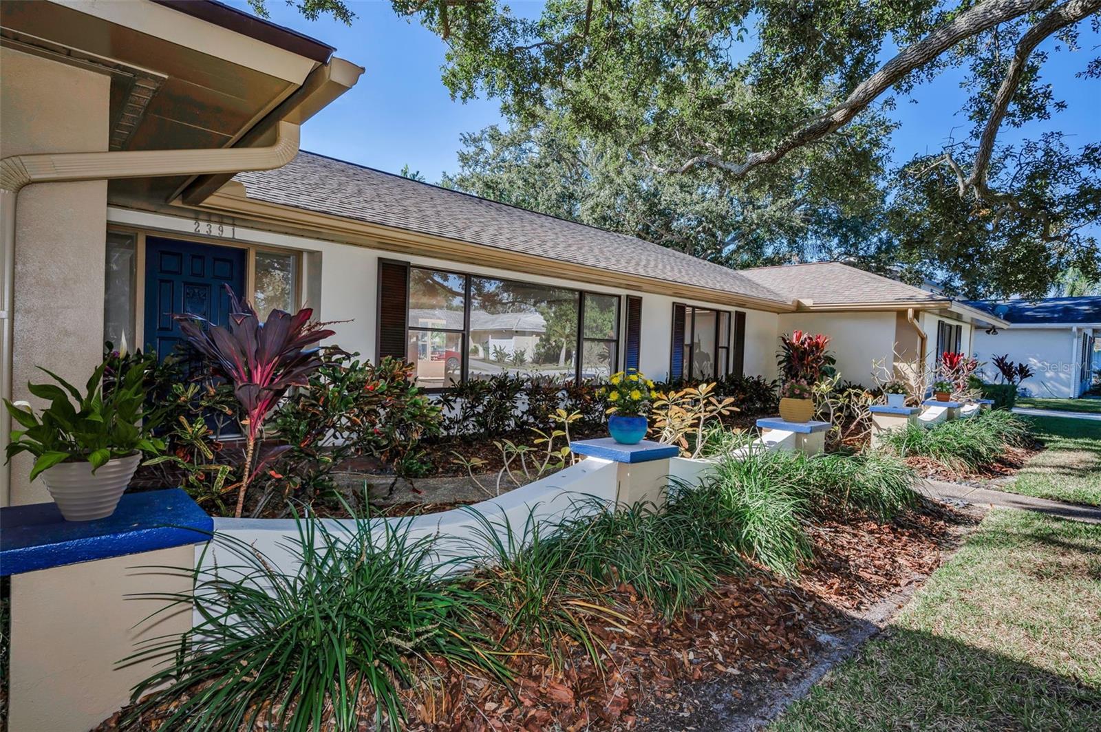 Image 7 of 41 For 2391 Roberta Lane