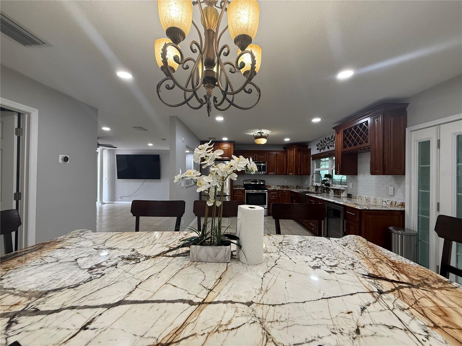 Image 6 of 30 For 4410 Waltham Drive