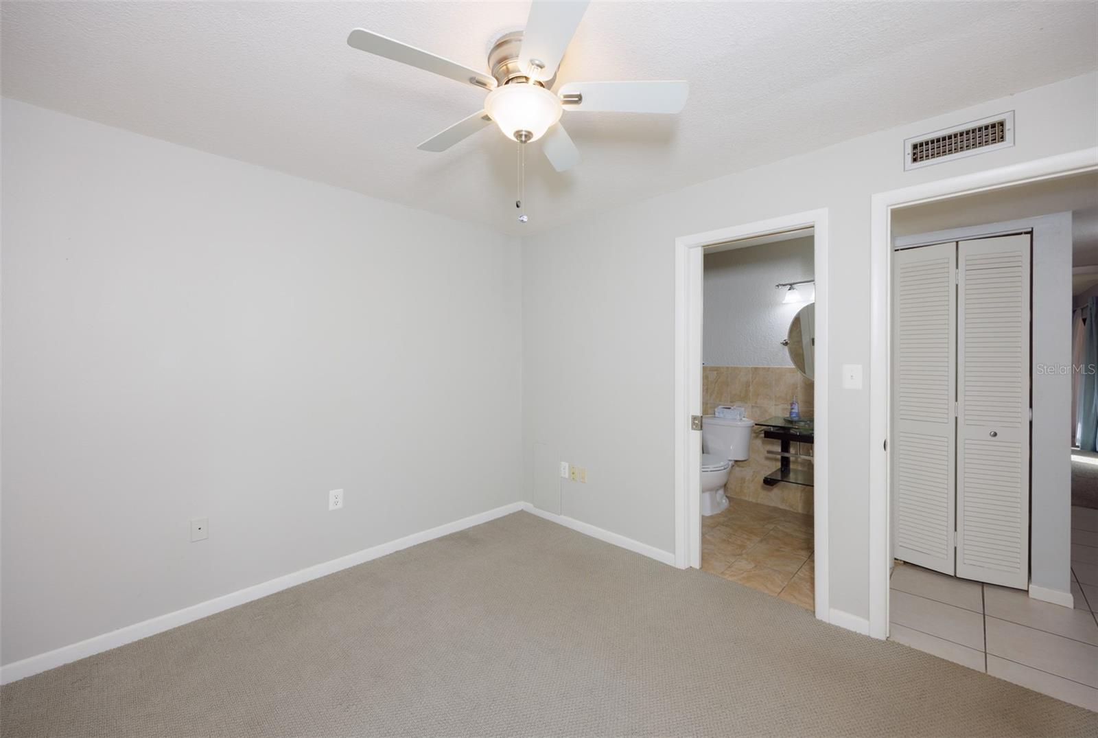 Image 18 of 42 For 2650 Countryside Boulevard F303