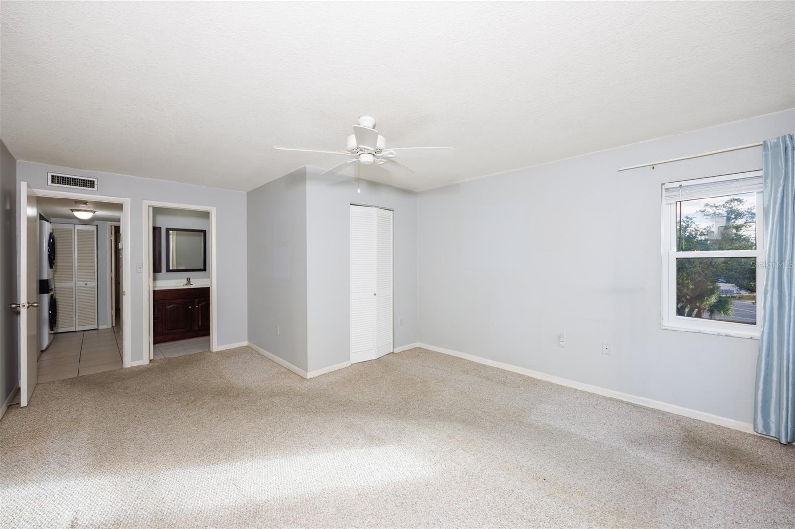 Image 23 of 42 For 2650 Countryside Boulevard F303