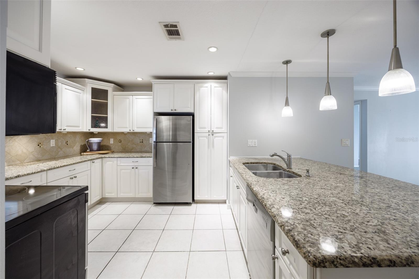 Image 6 of 42 For 2650 Countryside Boulevard F303