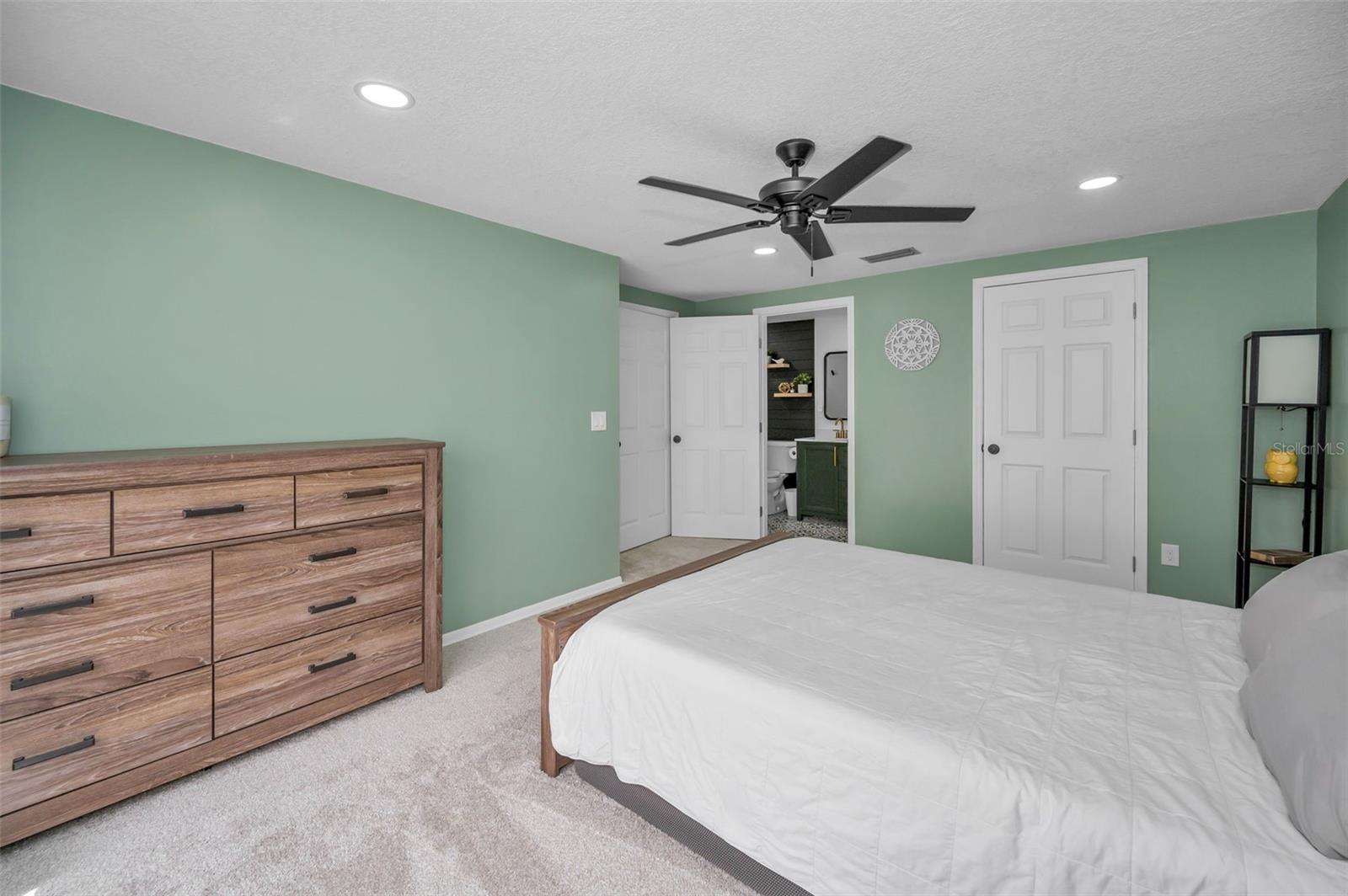 Image 24 of 65 For 613 Valley Hill Drive