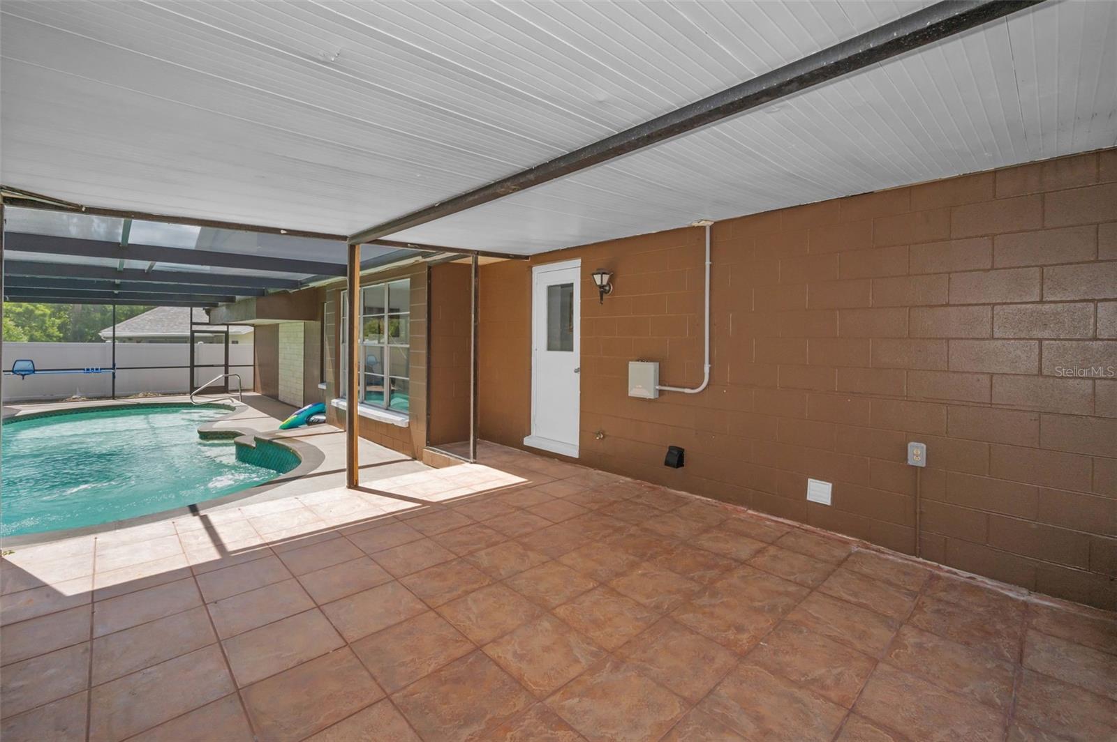 Image 45 of 65 For 613 Valley Hill Drive