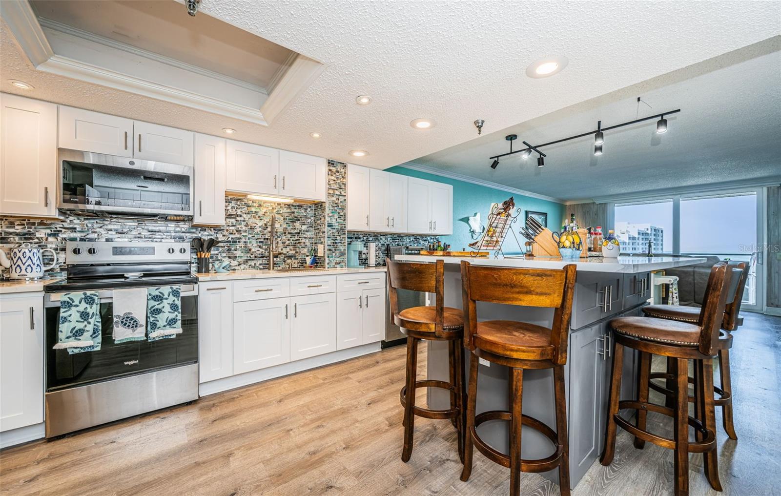 Image 2 of 39 For 6035 Sea Ranch Drive 505