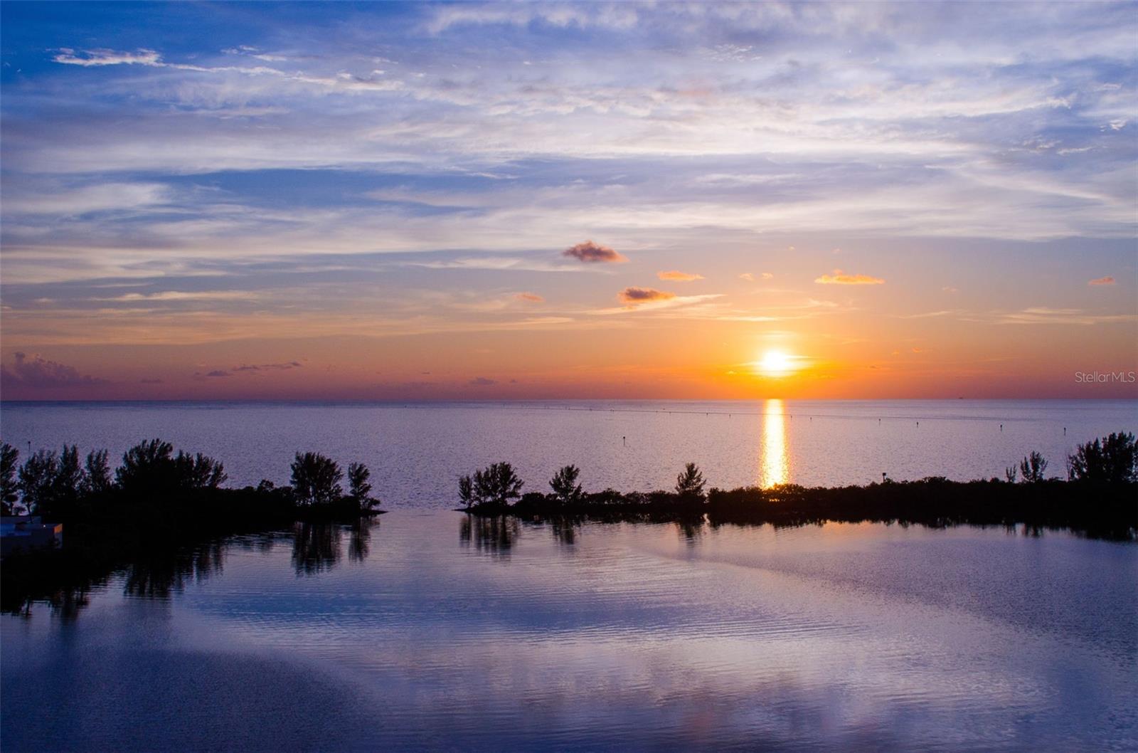 Image 28 of 39 For 6035 Sea Ranch Drive 505