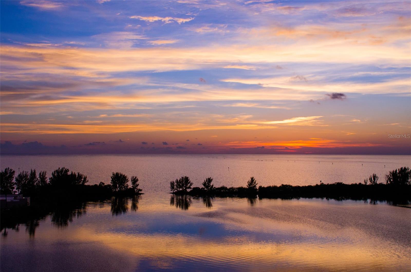 Image 33 of 39 For 6035 Sea Ranch Drive 505